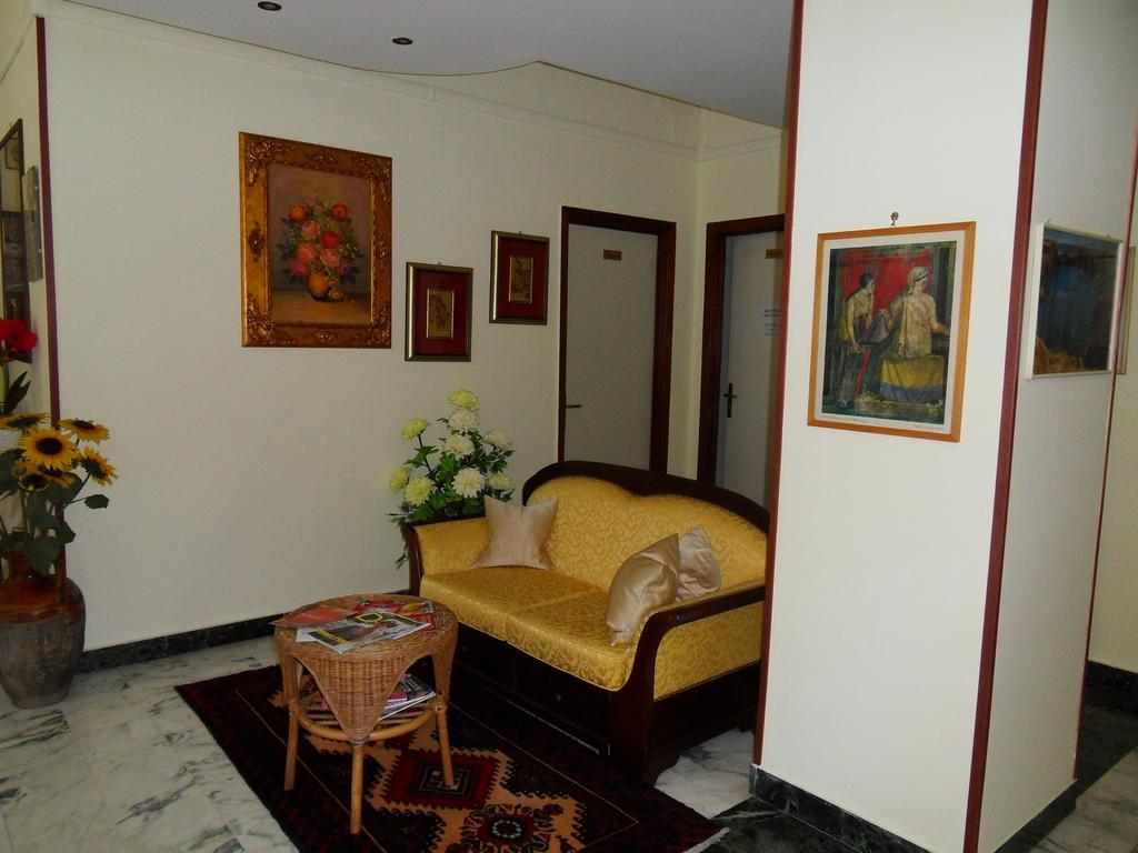 Hotel Astoria Pompei Pompeia Exterior foto
